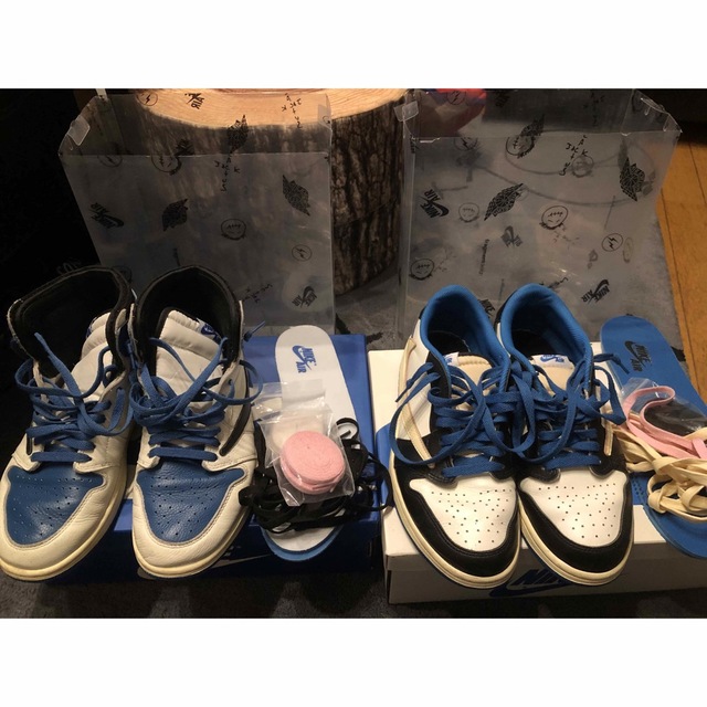 輝い travis 2足セットnike scott fragment jordan1 スニーカー 輝い travis 2足セットnike scott fragment jordan1 スニーカー