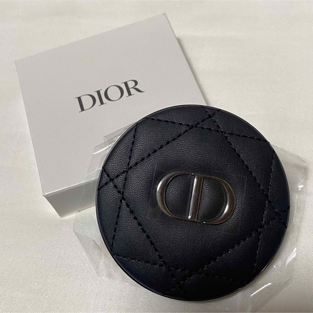 定期入れの ミラー 鏡 Christian Dior ディオール ピンク ノベルティ