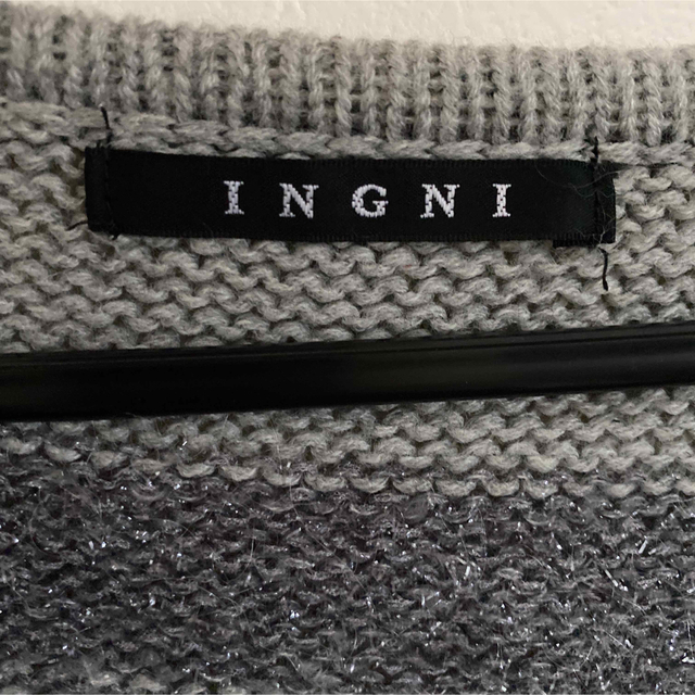 INGNI(イング)のINGNI    ボーダー　セーター　グレー レディースのトップス(チュニック)の商品写真