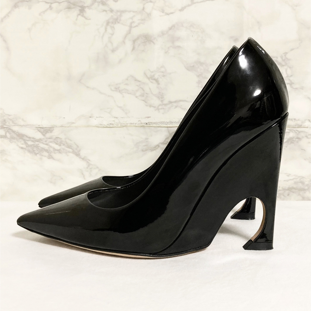 【極美品】Christian Dior「INFINITY」パテントレザーパンプス
