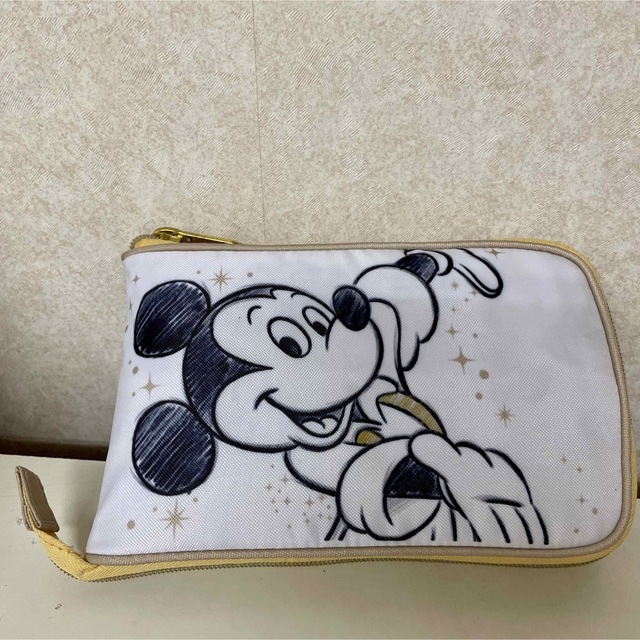 Disney(ディズニー)の新品⭐︎ディズニー　周年限定柄　折りたたみエコバッグ　ミッキー エンタメ/ホビーのおもちゃ/ぬいぐるみ(キャラクターグッズ)の商品写真