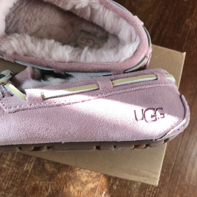 UGG モカシン ダコタ 今期新色 ピンク 5