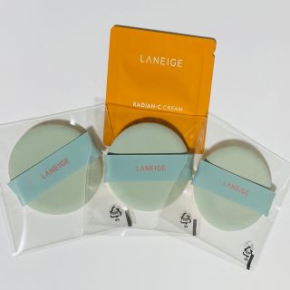 ラネージュ(LANEIGE)の【新品】LANEIGE ラネージュ クッションファンデパフ3個セット＋オマケ(パフ・スポンジ)