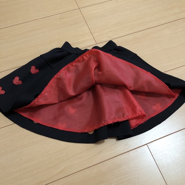 ミニーちゃん　セットアップ上赤　下黒90 キッズ/ベビー/マタニティのキッズ服女の子用(90cm~)(その他)の商品写真