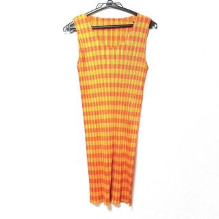 プリーツプリーズイッセイミヤケ ワンピースの通販 700点以上 | PLEATS