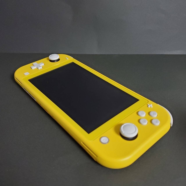 ニンテンドースイッチライト イエロー Switch lite 本体 商品の状態