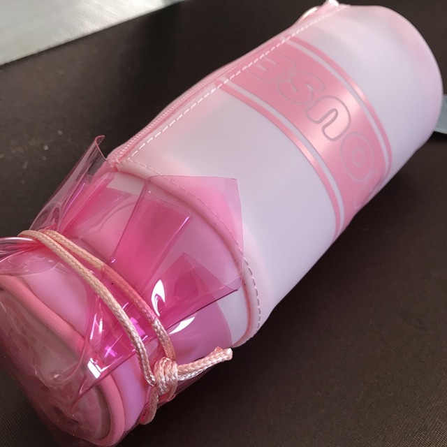 Disney(ディズニー)の牛乳瓶みたいな　ミニーちゃんペンケース　ピンク筆箱　ディズニー インテリア/住まい/日用品の文房具(ペンケース/筆箱)の商品写真