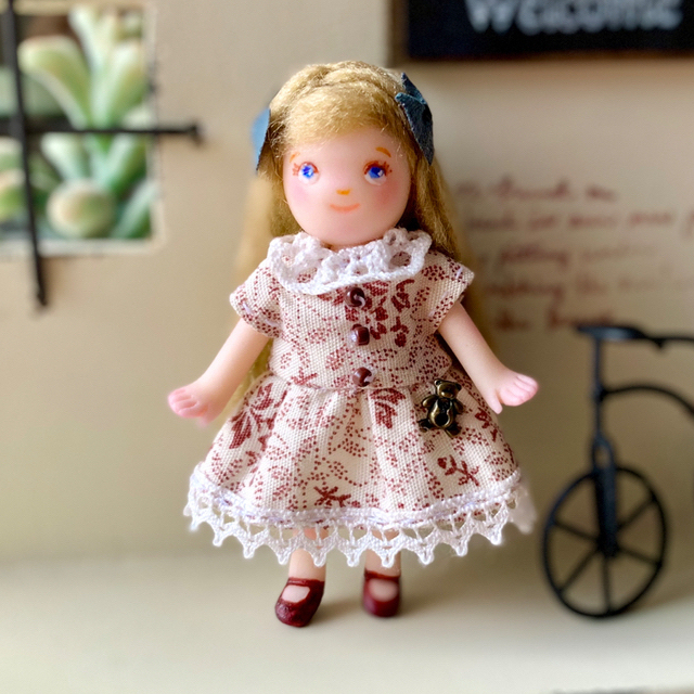 手作りの小さいお人形さん ミニドール