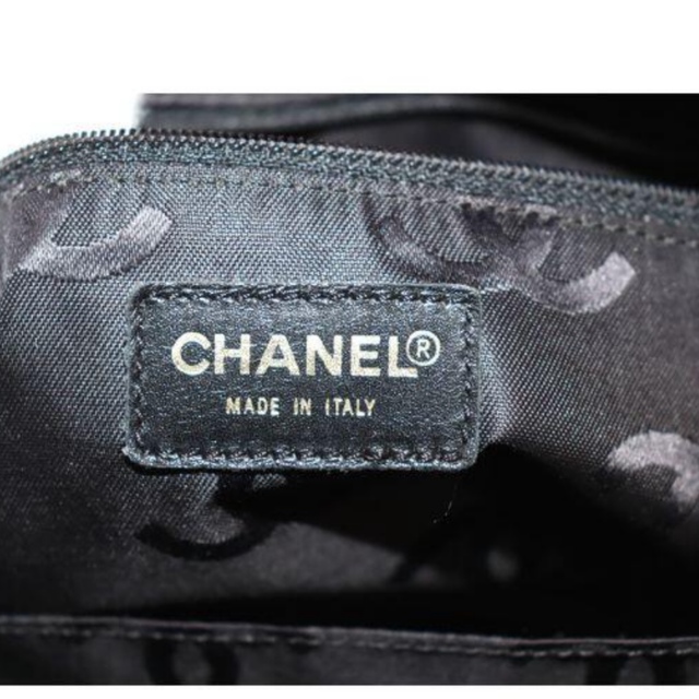 CHANEL(シャネル)のシャネル　ワイルドステッチ　レザーハンドバッグ レディースのバッグ(ハンドバッグ)の商品写真