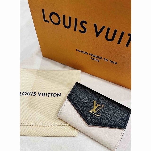 超激得通販 LOUIS VUITTON ルイ ヴィトン クレマンス スリーズ （12140902）の通販 by  Bluminラクマ店｜ルイヴィトンならラクマ