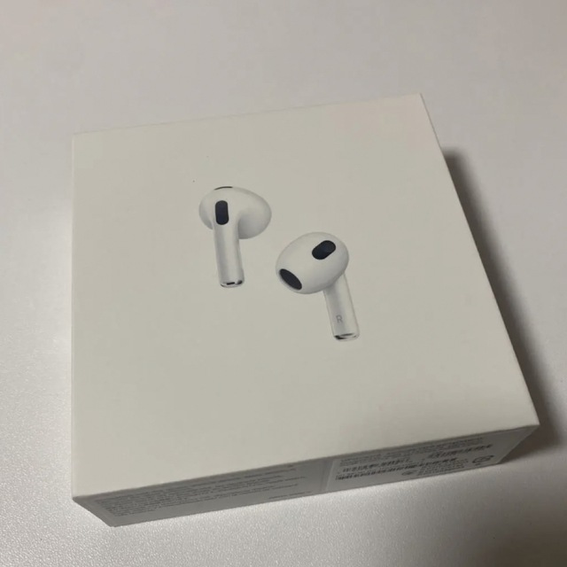 新品　Airpods 第三世代 MPNY3J/A 2022年モデル