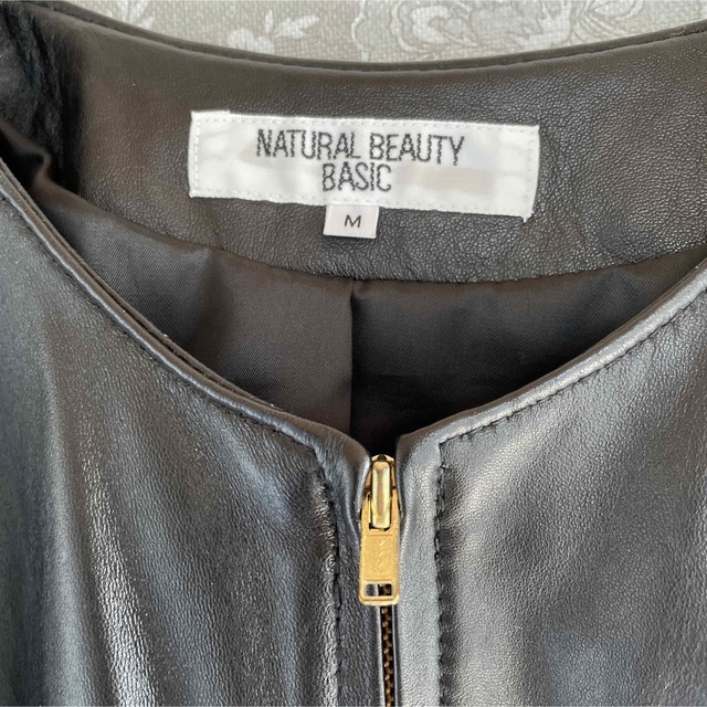 N.Natural beauty basic(エヌナチュラルビューティーベーシック)の専用　　　羊皮　本革ナチュラルビューティーベーシック　レザージャケット　ブラック レディースのジャケット/アウター(ノーカラージャケット)の商品写真