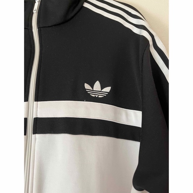 adidas(アディダス)のadidas トラックジャケット BLACK/WHITE XL メンズのトップス(ジャージ)の商品写真