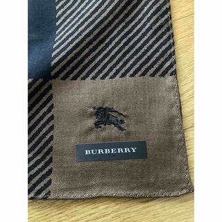 バーバリー(BURBERRY)のBurberryバーバリー  高級　モダン系ハンカチ黒ブラウン(ハンカチ/ポケットチーフ)