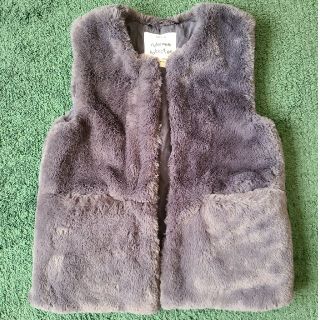 ザラキッズ(ZARA KIDS)の130サイズ　ファーベスト(ジャケット/上着)