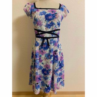 トッカ(TOCCA)のTOCCA 花柄シフォンワンピース　ブルー(ひざ丈ワンピース)