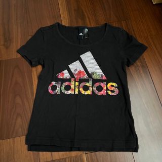 アディダス(adidas)のadidas Tシャツ(Tシャツ/カットソー(半袖/袖なし))