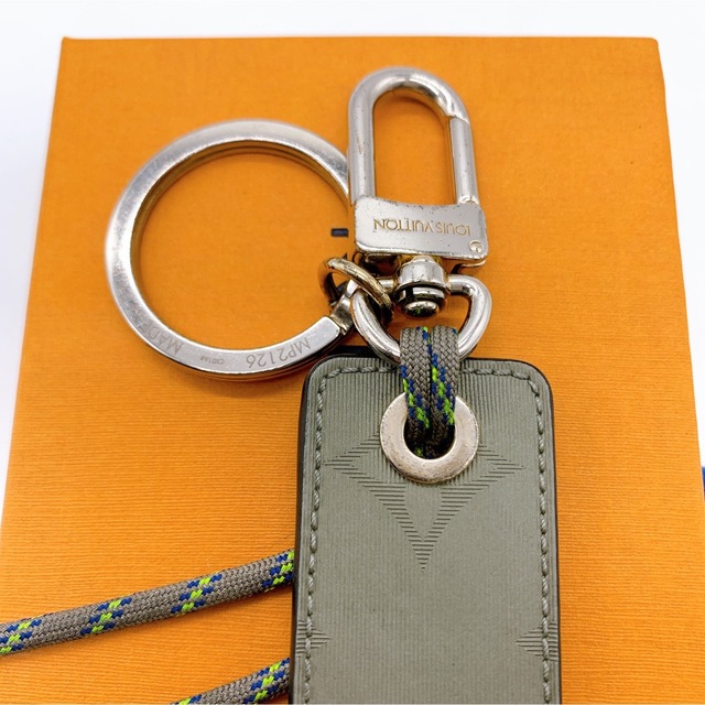 LOUIS VUITTON ポルトクレ フルオ モノグラム モノグラムチタニウム