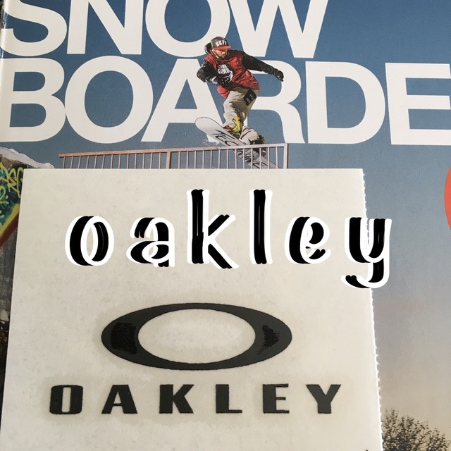 Oakley(オークリー)のOAKLEYオークリーUS限定アイコンロゴダイカットステッカー スポーツ/アウトドアのスノーボード(アクセサリー)の商品写真