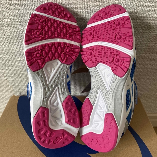 asics(アシックス)の新品●アシックス asics シューズ●LAZERBEAM RE-MG●20.0 キッズ/ベビー/マタニティのキッズ靴/シューズ(15cm~)(スニーカー)の商品写真