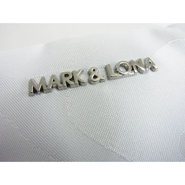 MARK&LONA(マークアンドロナ)のマーク＆ロナSIGNATURE CAMOELLENBAGスカルカモポーチバッグ白 スポーツ/アウトドアのゴルフ(その他)の商品写真