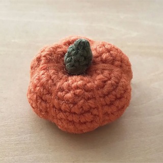 ハンドメイド☆かぼちゃのモチーフ飾りインテリアに☆パーツレース編みかぎ針編み(各種パーツ)
