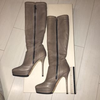 ジミーチュウ(JIMMY CHOO)のジミーチュウ ブーツ(ブーツ)