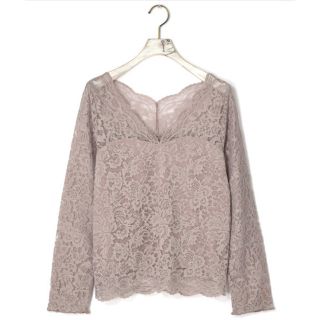 ダブルクローゼット(w closet)の【w closet】 スカラップレースVネックプルオーバー(カットソー(長袖/七分))