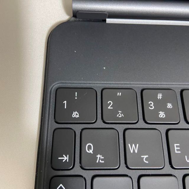 Apple 11インチiPad Pro(第2世代)用 Magic Keyboa… リール