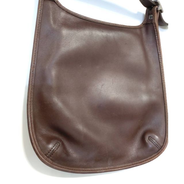 COACH(コーチ)のオールドコーチ ショルダーバッグ サコッシュ クロスボディー 茶色 本革 USA メンズのバッグ(ショルダーバッグ)の商品写真