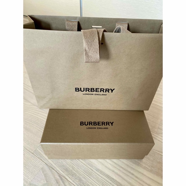 BURBERRY - 値下げ!!大人気!!! Burberry レザー小物の通販 by M's