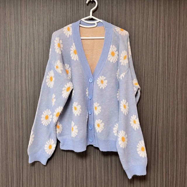 ZARA(ザラ)のSHEIN 花柄 水色 カーディガン シーイン レディースのトップス(カーディガン)の商品写真