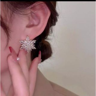 ビジューピアス(ピアス)