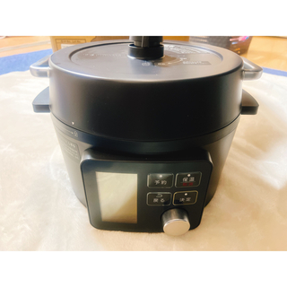 アイリスオーヤマ(アイリスオーヤマ)のアイリスオーヤマ 電気圧力鍋 新品未使用(調理機器)
