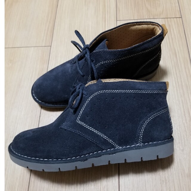 Clarks(クラークス)の未使用　クラークス Clarks ショートブーツUn Astin 22.5 レディースの靴/シューズ(ブーツ)の商品写真