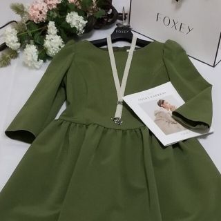 定価10万円程度★綺麗★フォクシー★イエローグリーンデザインワンピース