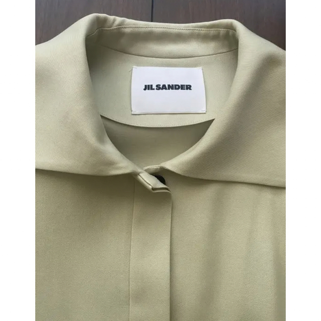 Jil Sander(ジルサンダー)のJil sander ピスタチオグリーン　シャツ レディースのトップス(シャツ/ブラウス(長袖/七分))の商品写真