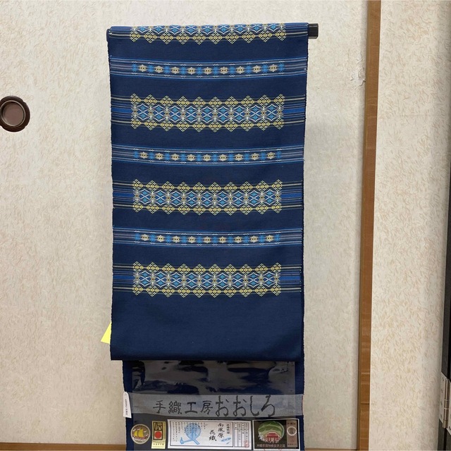 人気絶頂 新品 本場琉球 南風原 花織 沖縄 紅型 伝統的工芸品 手織り 正絹 紬 帯