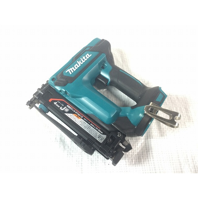 ☆美品☆ makita マキタ 25mm 18V 充電式タッカ ST421D 6.0Ah バッテリー(BL1860B) 充電器(DC18RF) ケース付き 62001工具