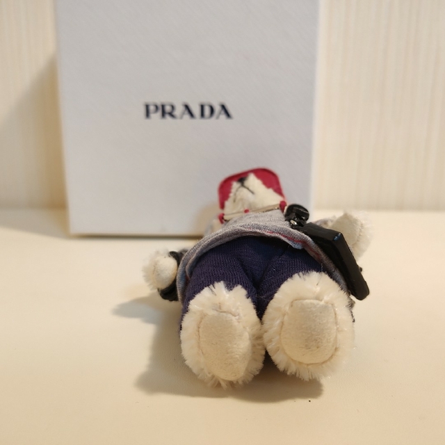 PRADA(プラダ)のプラダ ベアトリック キーホルダー ツーリストベア 1AR995 レディースのアクセサリー(チャーム)の商品写真