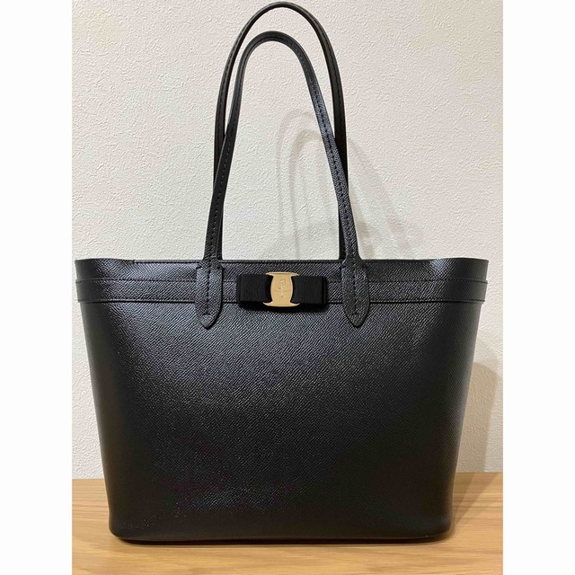 買い保障できる Salvatore Ferragamo - 超美品 Ferragamo フェラガモ