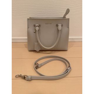 チャールズアンドキース(Charles and Keith)のCHARLES&KEITH ショルダーバッグ　ハンドバッグ(ショルダーバッグ)