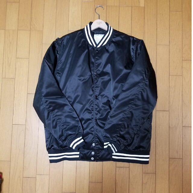 W)taps(ダブルタップス)の極美品　XL WTAPS  JACKET  BLACK メンズのジャケット/アウター(ナイロンジャケット)の商品写真