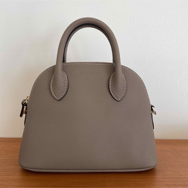 美品】BONAVENTURA ボナベンチュラ ミニエマバッグ エトープ 注目