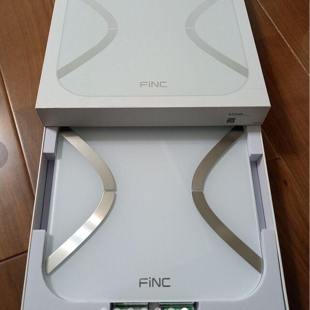 フィンクFiNC体組成計 体重計ヘルスメーターiPhone&Android対応