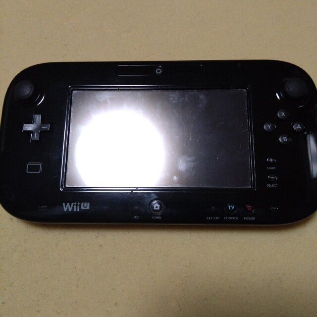 Wii U(ウィーユー)のWiiU ゲームパッド 黒 ジャンク エンタメ/ホビーのゲームソフト/ゲーム機本体(家庭用ゲーム機本体)の商品写真