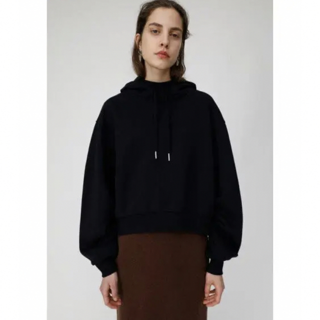 moussy(マウジー)のmoussy  VOLUME NECK HOODIE パーカー　フーディ　黒 レディースのトップス(パーカー)の商品写真