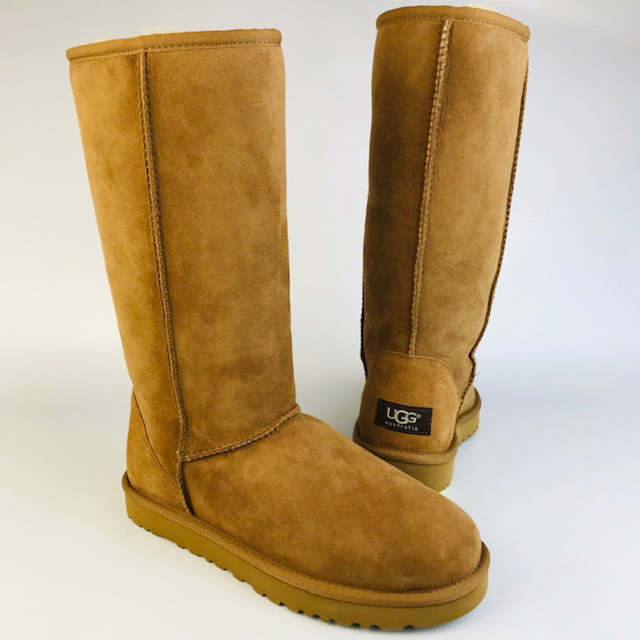 新品未使用☆UGG☆クラッシックトール ムートンブーツ(24㎝) - www