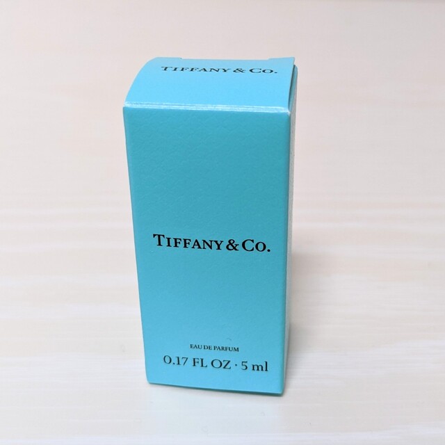 Tiffany & Co.(ティファニー)の【新品・未開封】ティファニー香水　5ml コスメ/美容の香水(その他)の商品写真