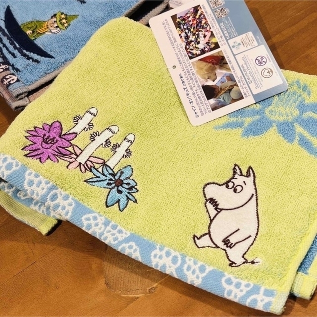 MOOMIN(ムーミン)の【新品2柄セット】ムーミン＆スナフキン　大きめウォッシュタオル 約34×36cm インテリア/住まい/日用品の日用品/生活雑貨/旅行(タオル/バス用品)の商品写真